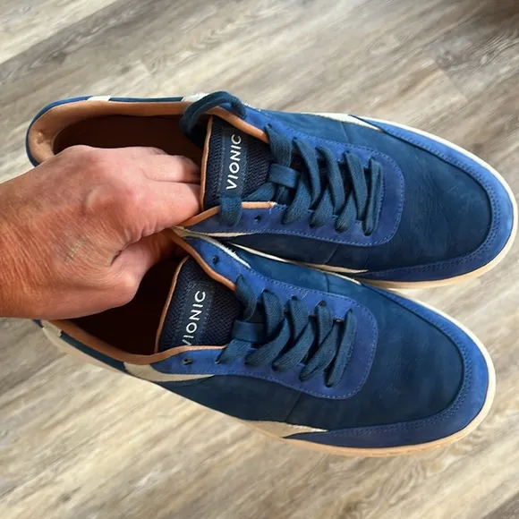 Vionic Elsa Women's blue suede leather Lace Up Casual Shoes size 8 sneakers