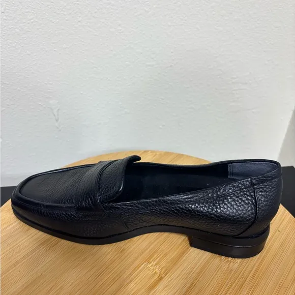 Vionic Sellah Women’s Size 8 Black Pebble Leather Slip On Loafers Office Career