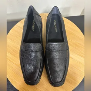 Vionic Sellah Women’s Size 8 Black Pebble Leather Slip On Loafers Office Career