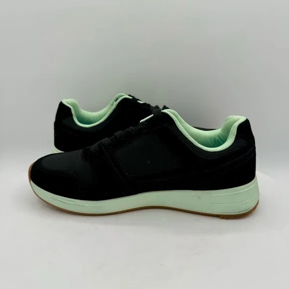 VIONIC SHAYLA WOMENS SNEAKERS SIZE 8.5  COLOR BLACK SUEDE NYLON NWT