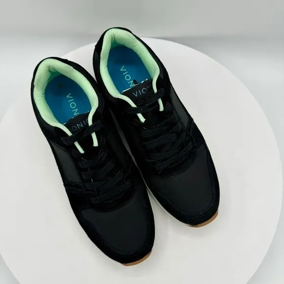 VIONIC SHAYLA WOMENS SNEAKERS SIZE 8.5  COLOR BLACK SUEDE NYLON NWT