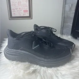 Vionic womens Walk Max Black walking athletic Sneakers size 8 all black