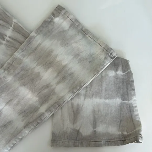 Wash Lab Denim Fay Beach Walk Flares in Mott Tie Dye size 27 Like New
