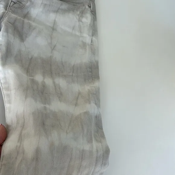 Wash Lab Denim Fay Beach Walk Flares in Mott Tie Dye size 27 Like New