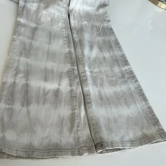 Wash Lab Denim Fay Beach Walk Flares in Mott Tie Dye size 27 Like New