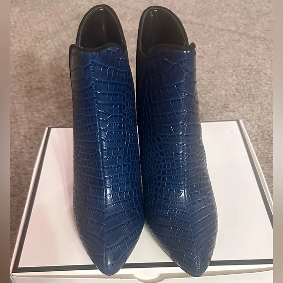 White House Black Market Leather Nia Blue Velvet Crocodile Booties