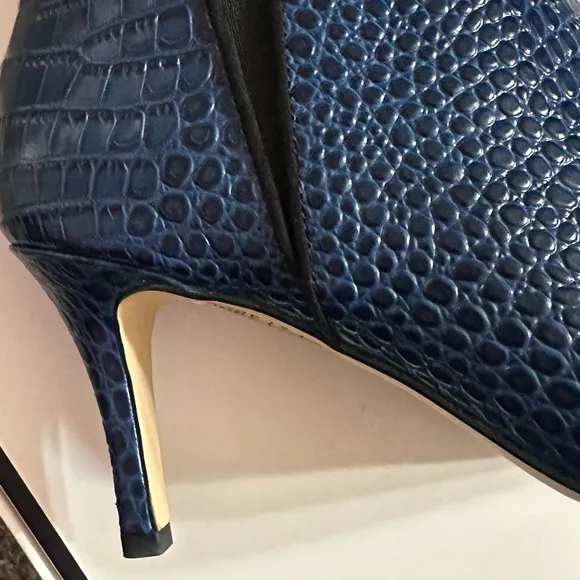 White House Black Market Leather Nia Blue Velvet Crocodile Booties