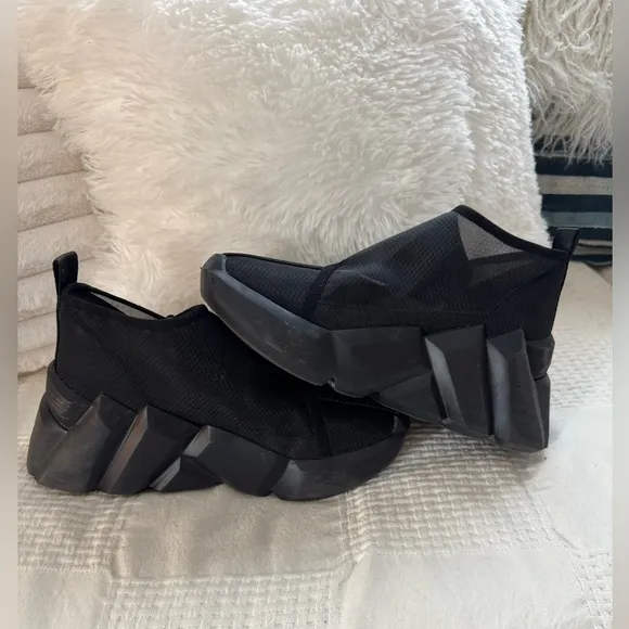 WITH BOX   BAGS! United Nude Space Kick Tek Sneakers size 39 - walk on art!