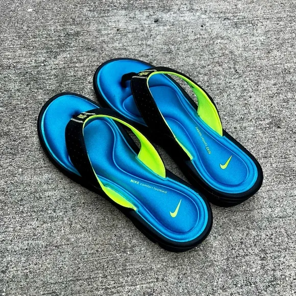 WMNS NIKE COMFORT THONG BLACK HIGHLIGHTER BLUES NEON FOOTBEDS FOOT BED FOOTBED