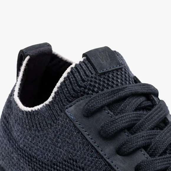 Wolf and‎ Shepherd Mens Navy SupremeKnit Trainer Sneakers sz 6