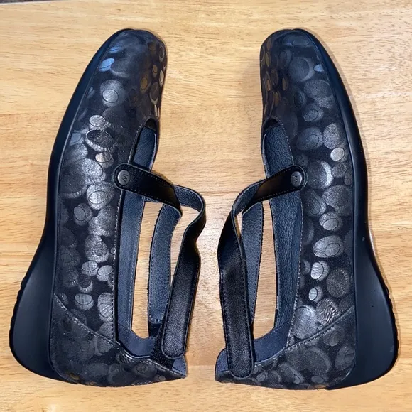 Wolky Ambrosia Crisscross Mary Jane Flats Black and Silver