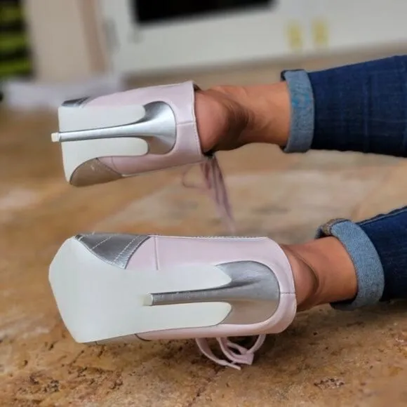 Women Baby Pink Low Cut Pontied Toe Booties