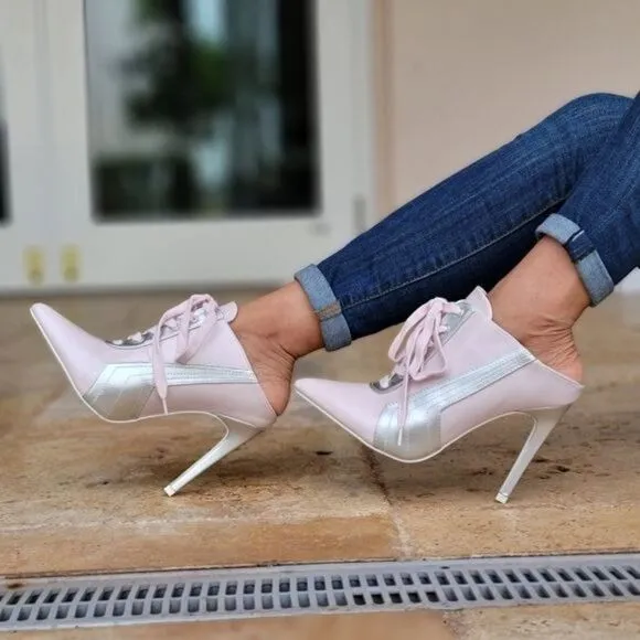 Women Baby Pink Low Cut Pontied Toe Booties