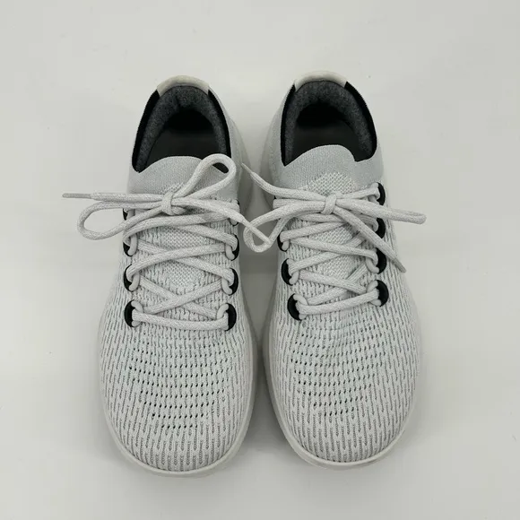 Women’s Allbirds Tree Dasher 2 White and Black Knit Lace-Up Sneakers TD2/W9