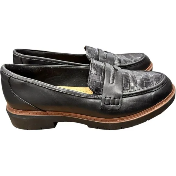 Women's Clarks Westlynn Ayla Leather Loafers Black Lug Cushion Sole Sz 10