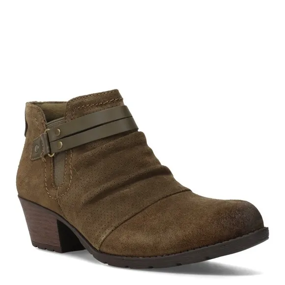 Women’s Earth Orgins Odel Brown Suede Ankle Boots 6.5 US!