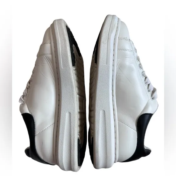 Women’s Milk Way  CHI sneakers Size 8