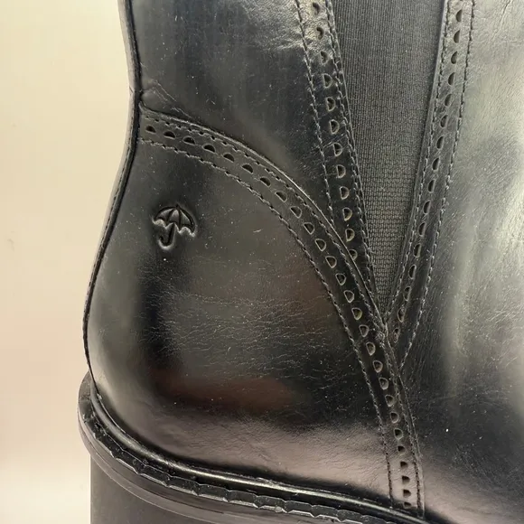 Women's Naturalizer Black Leather Ankle Boots 9M