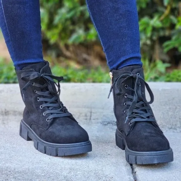 Womens Suede Combat Ankle Boots Lace Up Heeled Black Color