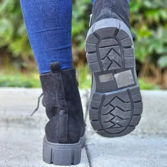 Womens Suede Combat Ankle Boots Lace Up Heeled Black Color