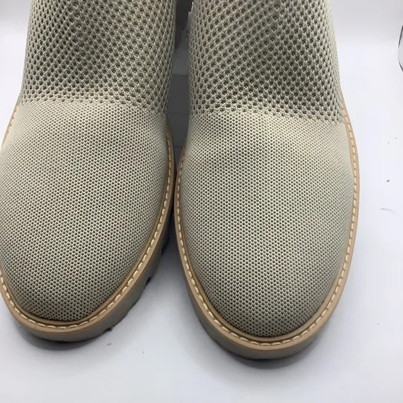 Women's Vaneli Marina ankle Boots 12M Beige