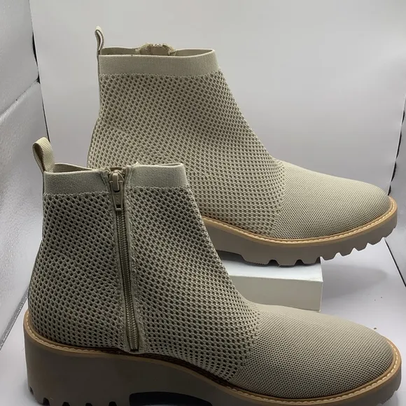Women's Vaneli Marina ankle Boots 12M Beige