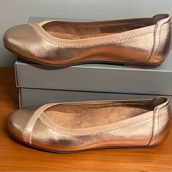 Women's Vionic Spark Caroll Metallic Rose Gold Leather Ballet Flats Size 6.5 NIB