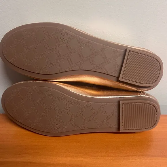 Women's Vionic Spark Caroll Metallic Rose Gold Leather Ballet Flats Size 6.5 NIB