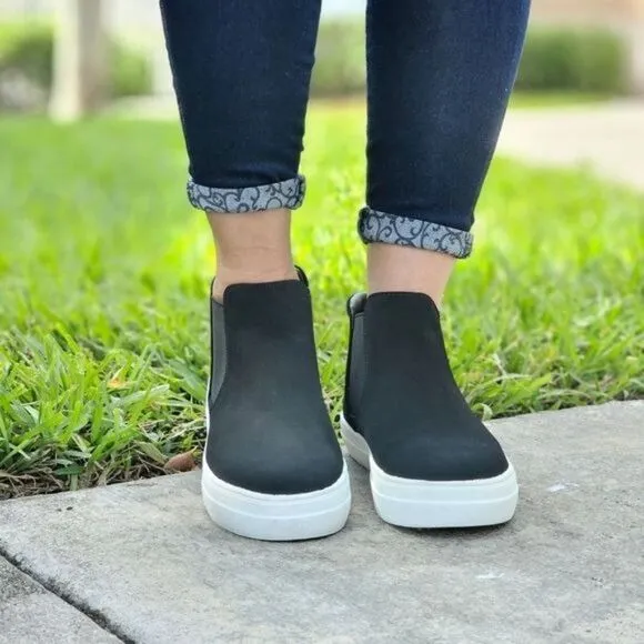 Women's Chelsea Shoes Slip On Canvas High Top Sneakers