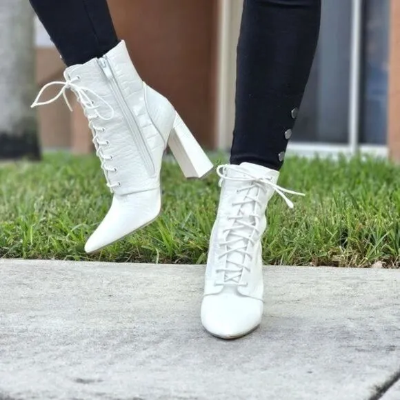 Women's Pointed Toe Chunky High Heel Lace Up Boots White Color