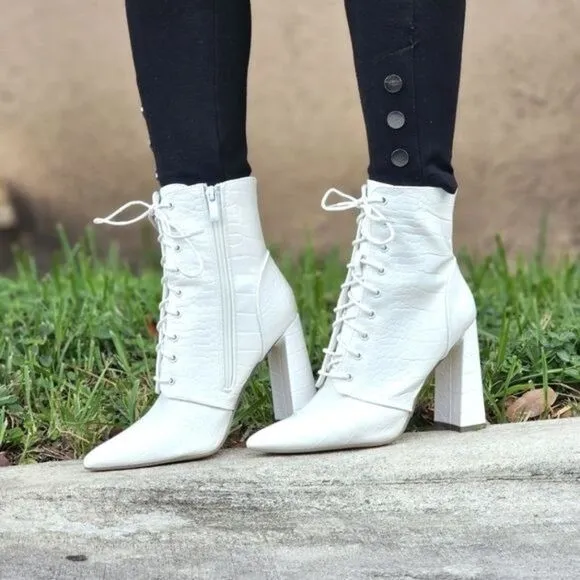 Women's Pointed Toe Chunky High Heel Lace Up Boots White Color