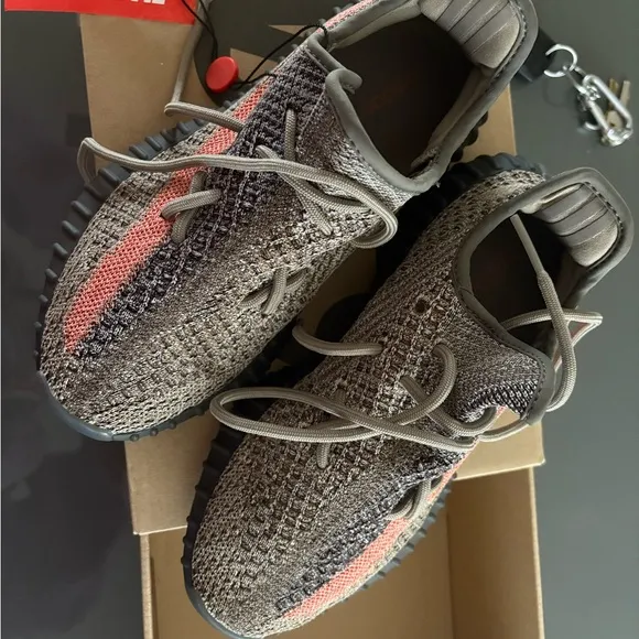 Yeezy 350 - Color: Ash Stone