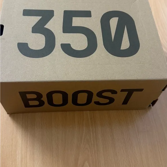 Yeezy Boost 350 V2 Black Red Sneakers