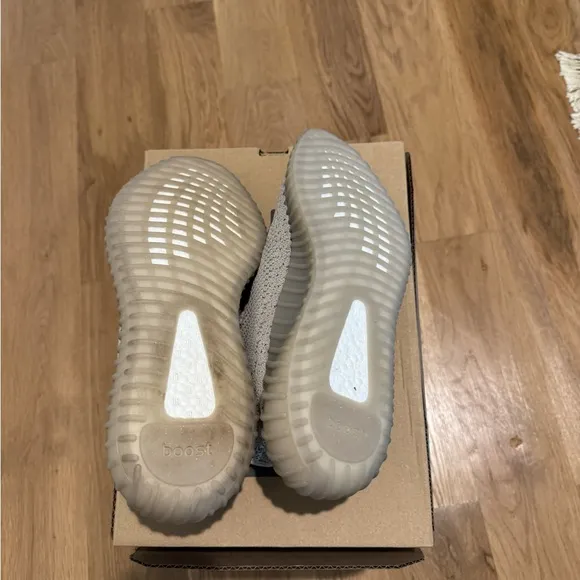 Yeezy Boost 350 V2 Gray Black Sneakers