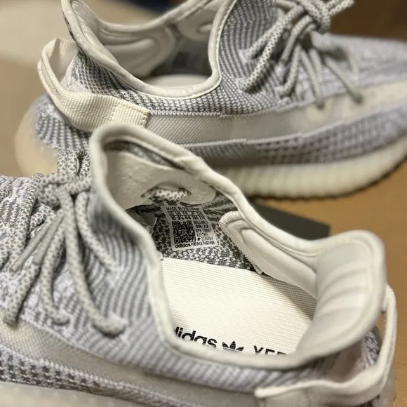 Yeezy Boost 350 V2 Gray White Sneakers