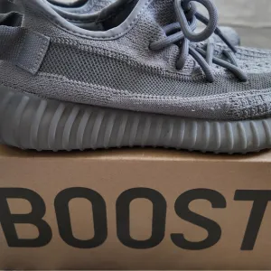 Yeezy boost Gray Knit Sneakers