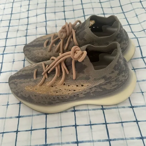 Yeezy x Adidas Grey Knit Fabric Boost 380 Mist Reflective Sneakers