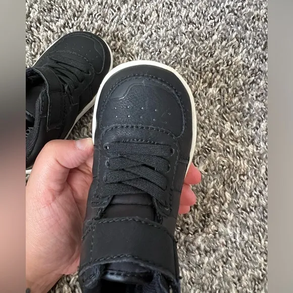 Zara Kids Black Velcro Strap Sneakers Toddler Size US 4.5 / EU‎ 20