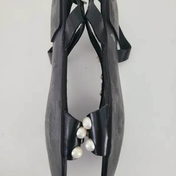 Zara leather flats sandals w/ faux pearl &amp;‎ studs pre loved Size 7.5/38