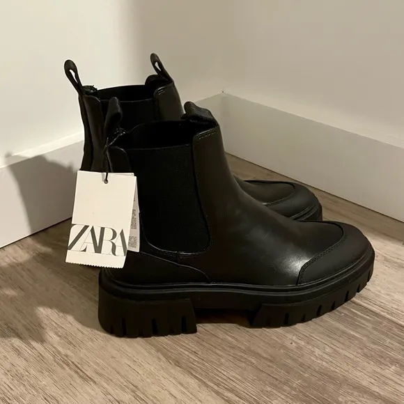 Zara Lug Sole Ankle Boots (EU 37/ US 6.5)