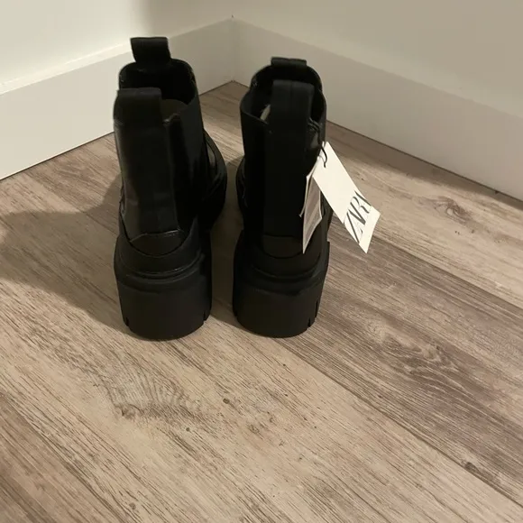 Zara Lug Sole Ankle Boots (EU 37/ US 6.5)