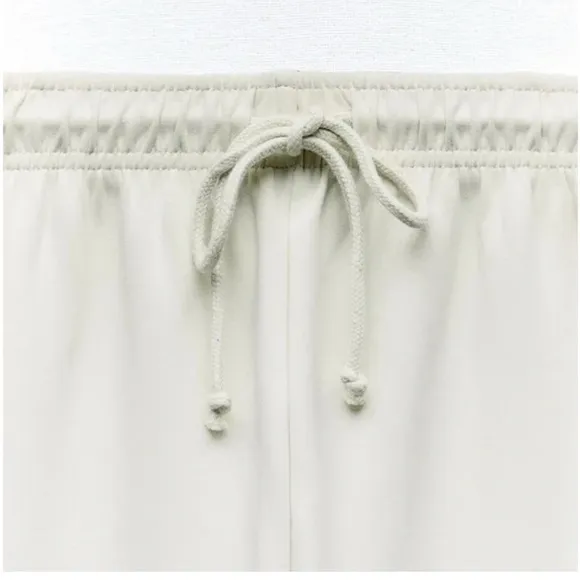 Zara NWT nude cream midi sweater skirt