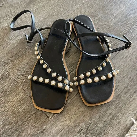 ZARA PEARL STUDDED   STRAPPY FLAT SANDALS US 6